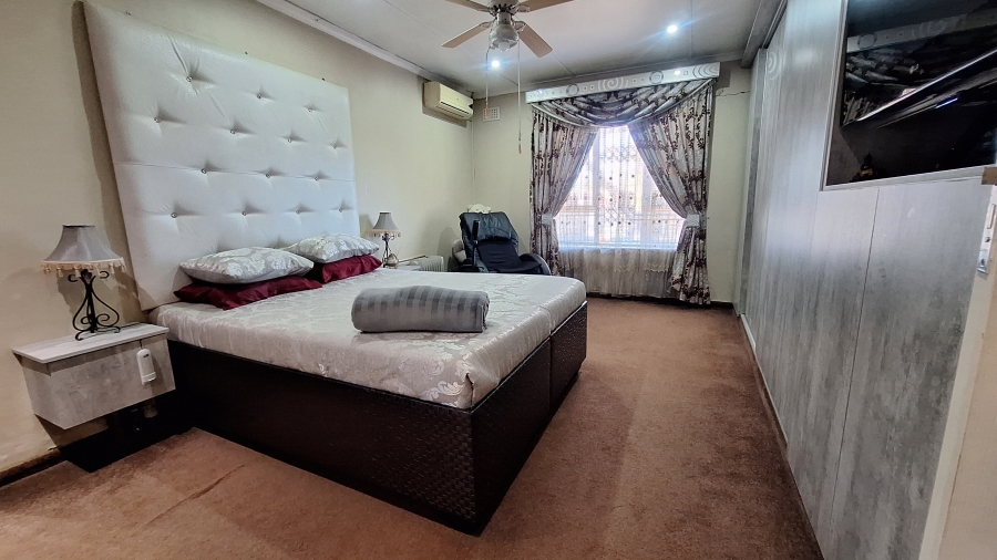 3 Bedroom Property for Sale in Parkside KwaZulu-Natal