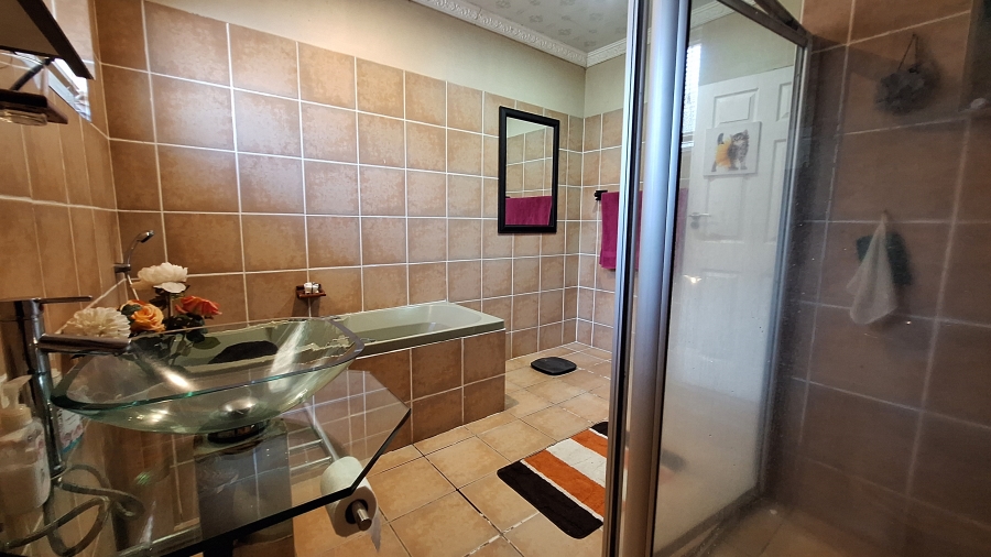 3 Bedroom Property for Sale in Parkside KwaZulu-Natal