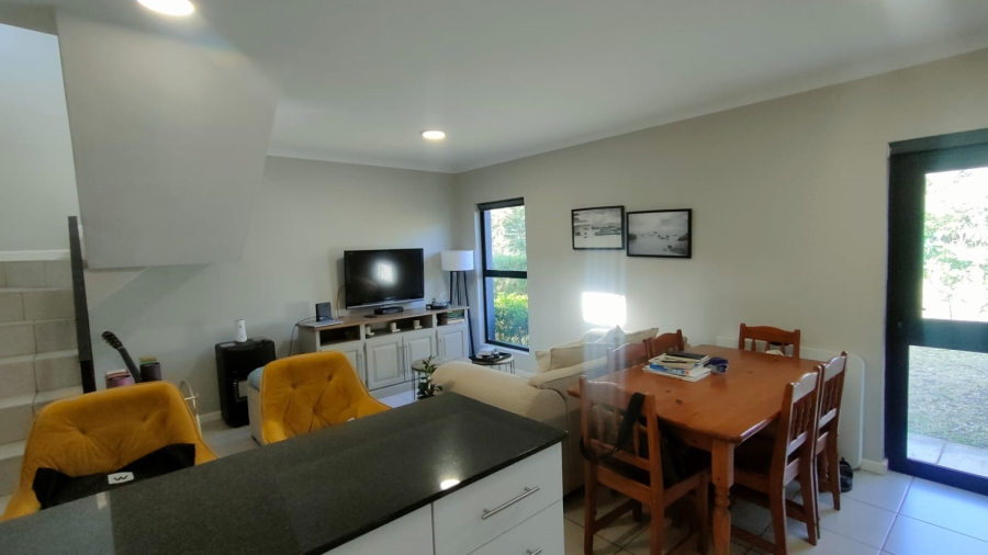 2 Bedroom Property for Sale in Waterfall KwaZulu-Natal