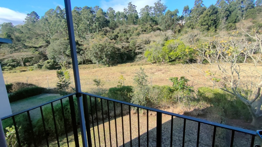 2 Bedroom Property for Sale in Waterfall KwaZulu-Natal
