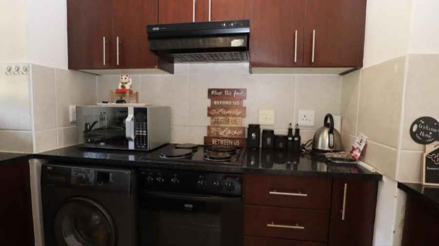 To Let 2 Bedroom Property for Rent in La Mercy KwaZulu-Natal