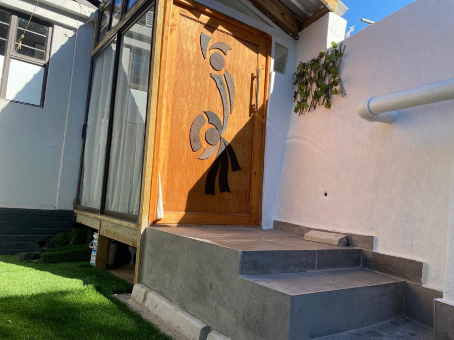 To Let 1 Bedroom Property for Rent in Montclair KwaZulu-Natal