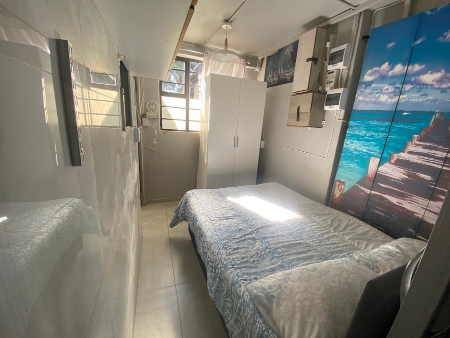 To Let 1 Bedroom Property for Rent in Montclair KwaZulu-Natal