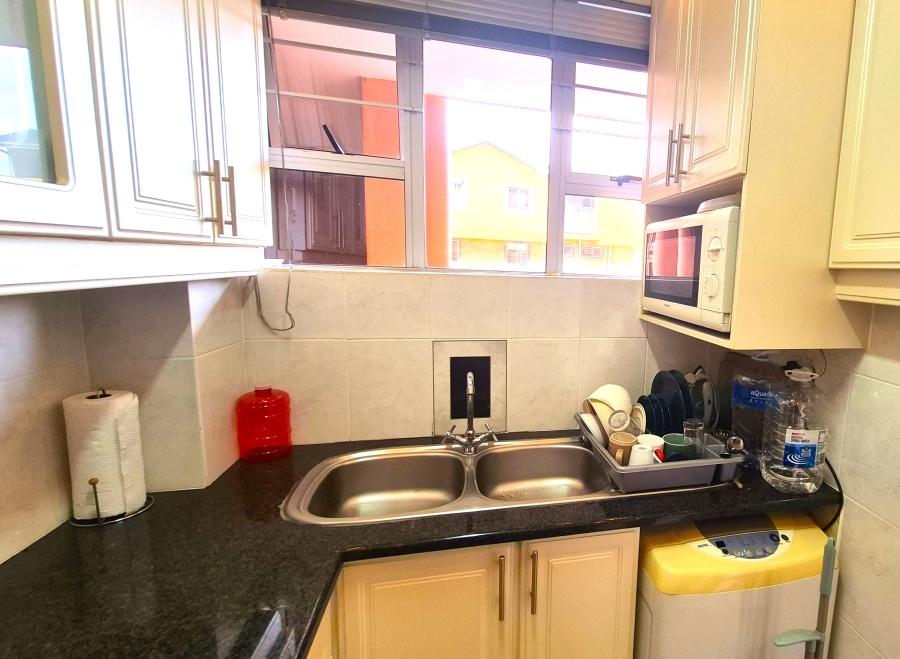2 Bedroom Property for Sale in Overport KwaZulu-Natal