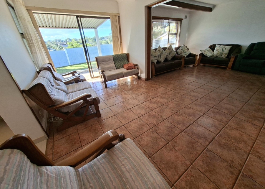 4 Bedroom Property for Sale in Glen Anil KwaZulu-Natal