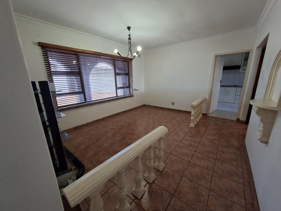 4 Bedroom Property for Sale in Glen Anil KwaZulu-Natal