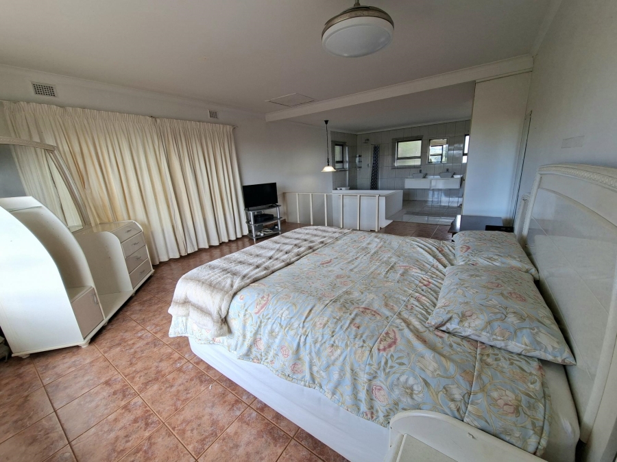 4 Bedroom Property for Sale in Glen Anil KwaZulu-Natal