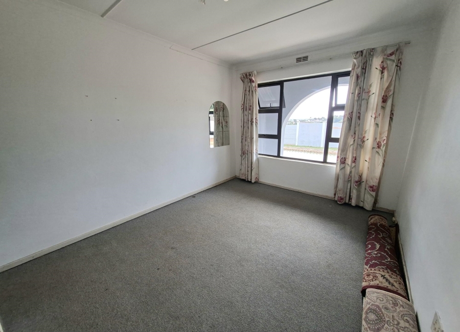 4 Bedroom Property for Sale in Glen Anil KwaZulu-Natal