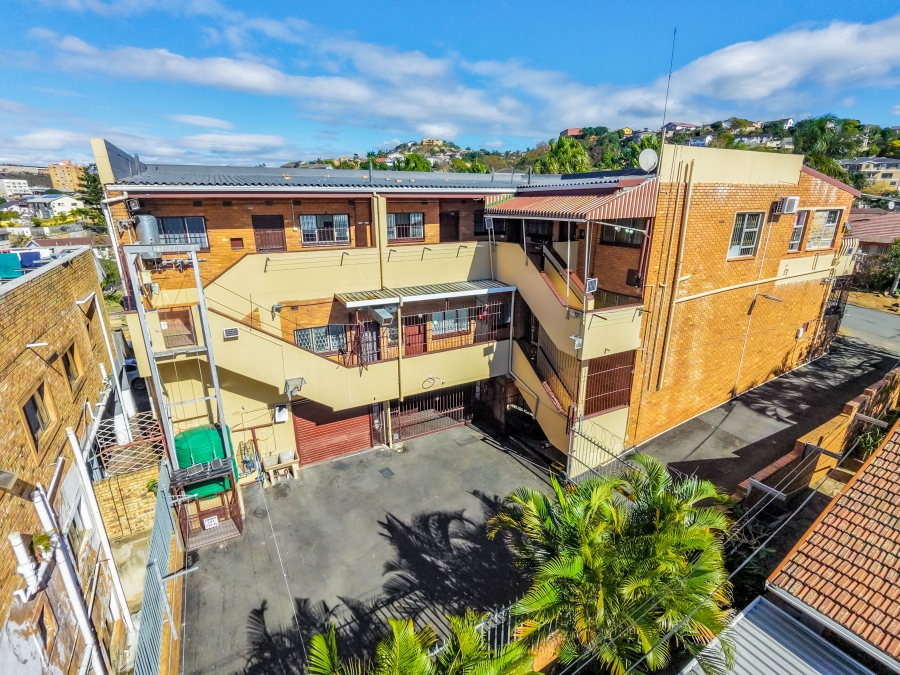 5 Bedroom Property for Sale in Reservoir Hills KwaZulu-Natal