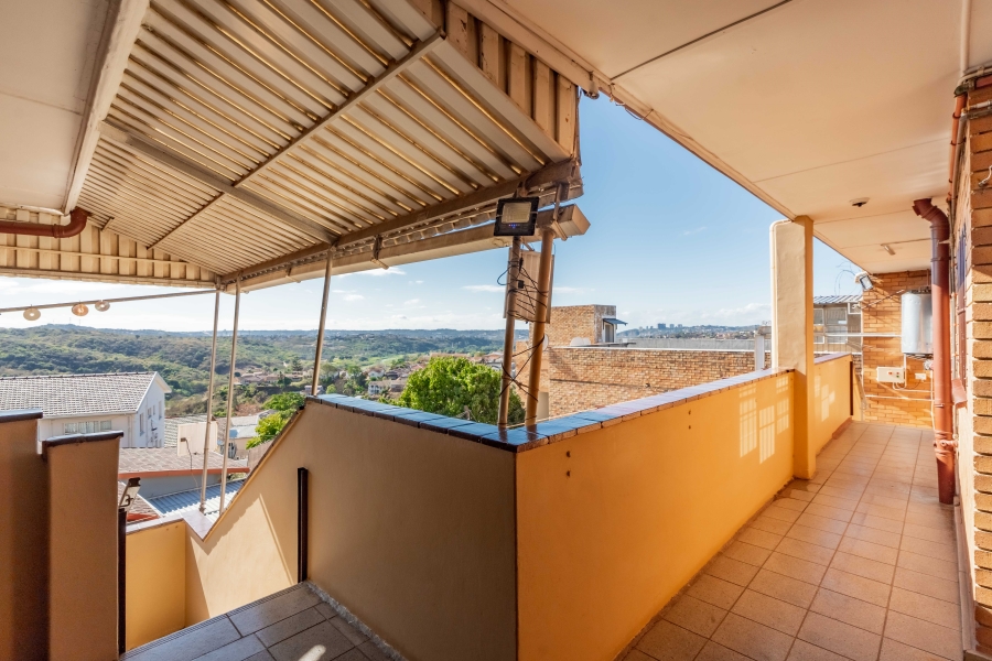 5 Bedroom Property for Sale in Reservoir Hills KwaZulu-Natal