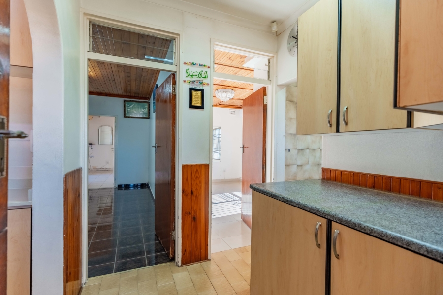 5 Bedroom Property for Sale in Reservoir Hills KwaZulu-Natal