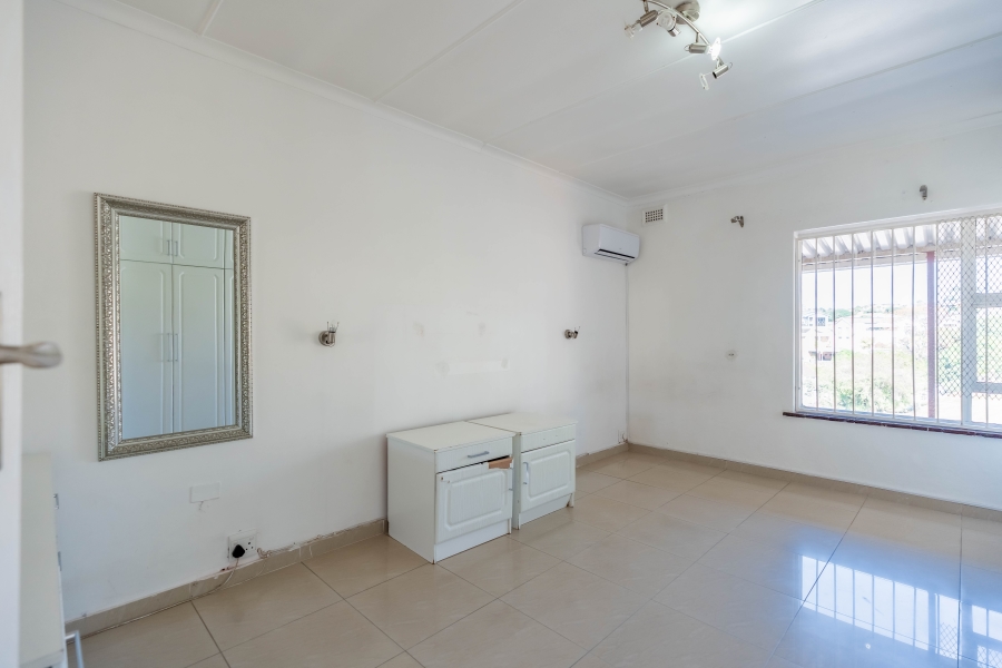 5 Bedroom Property for Sale in Reservoir Hills KwaZulu-Natal