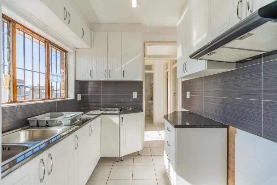 5 Bedroom Property for Sale in Reservoir Hills KwaZulu-Natal