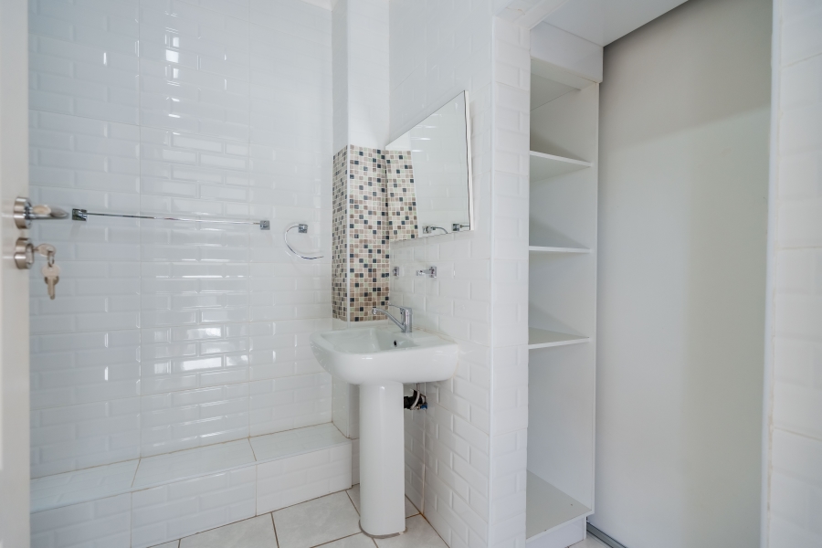 5 Bedroom Property for Sale in Reservoir Hills KwaZulu-Natal