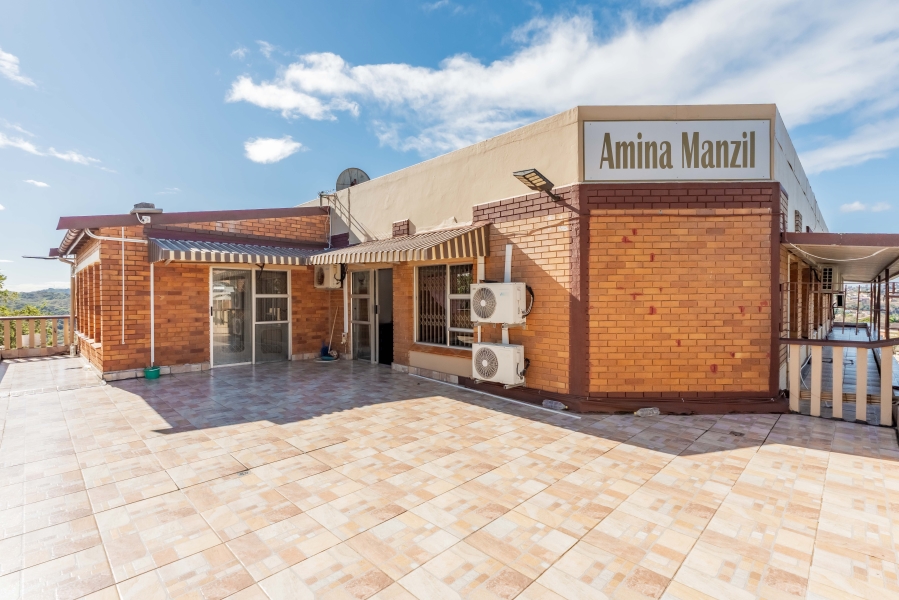 5 Bedroom Property for Sale in Reservoir Hills KwaZulu-Natal
