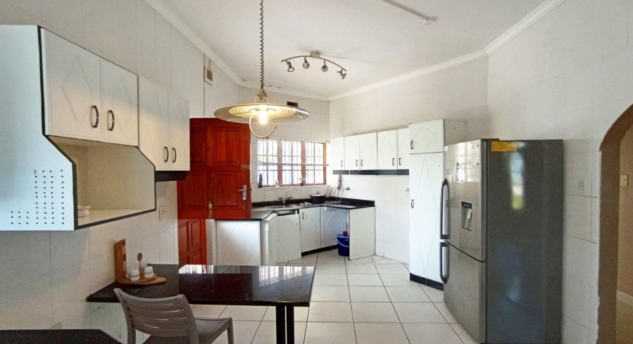 5 Bedroom Property for Sale in Reservoir Hills KwaZulu-Natal