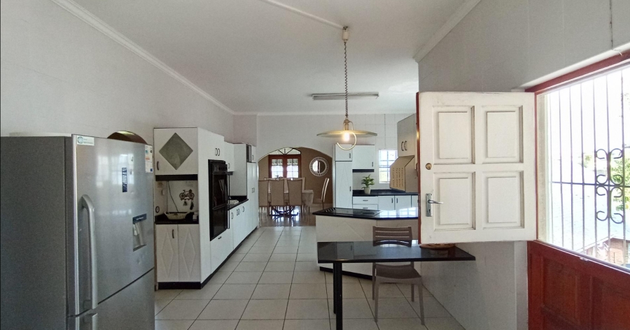 5 Bedroom Property for Sale in Reservoir Hills KwaZulu-Natal