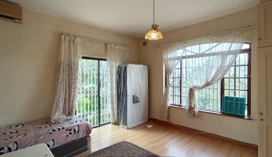 5 Bedroom Property for Sale in Reservoir Hills KwaZulu-Natal