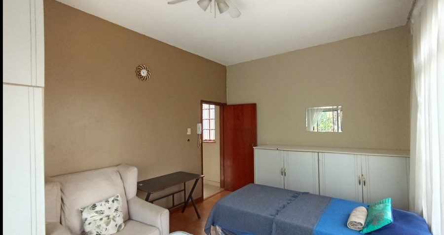 5 Bedroom Property for Sale in Reservoir Hills KwaZulu-Natal