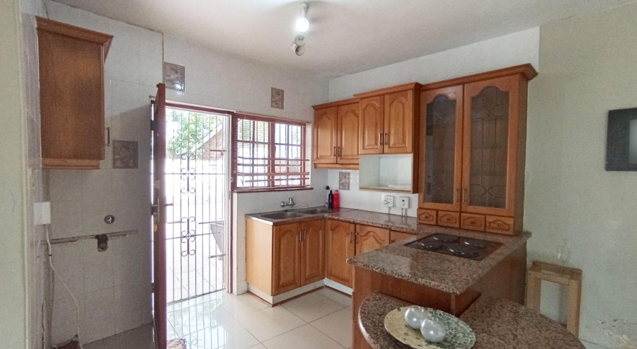 5 Bedroom Property for Sale in Reservoir Hills KwaZulu-Natal