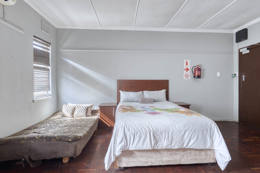 15 Bedroom Property for Sale in Glenmore KwaZulu-Natal