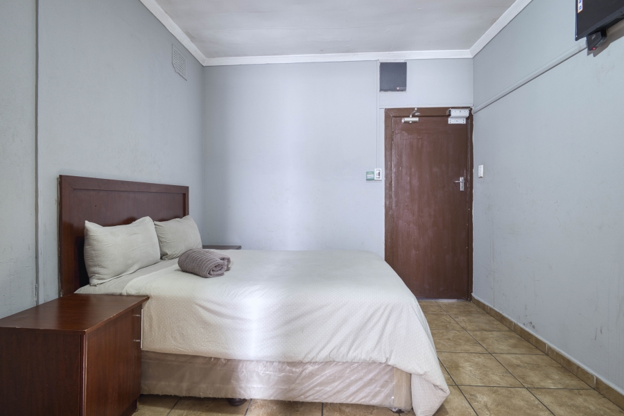15 Bedroom Property for Sale in Glenmore KwaZulu-Natal