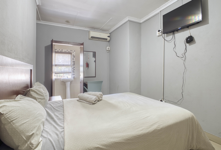 15 Bedroom Property for Sale in Glenmore KwaZulu-Natal