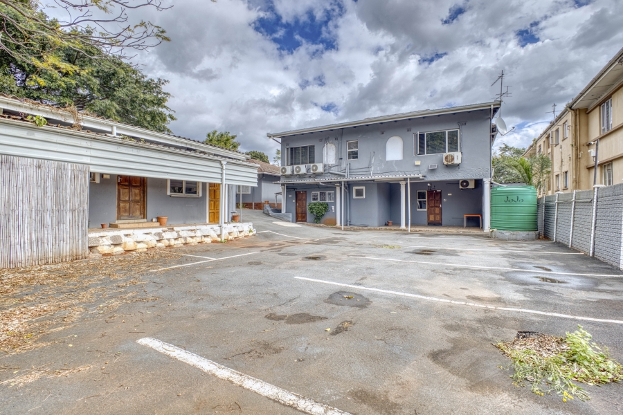 15 Bedroom Property for Sale in Glenmore KwaZulu-Natal