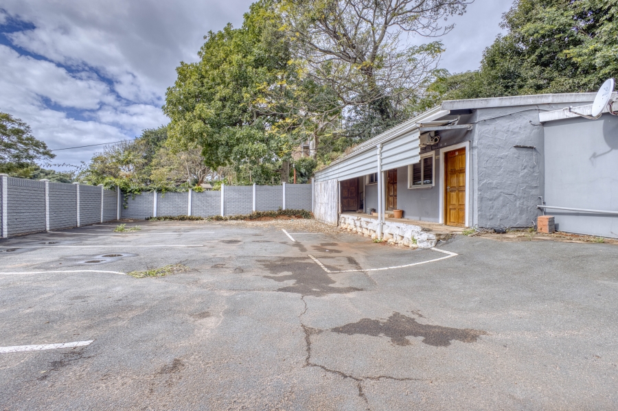 15 Bedroom Property for Sale in Glenmore KwaZulu-Natal