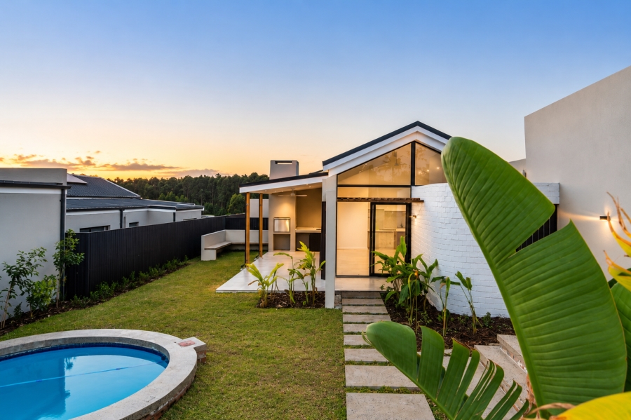 4 Bedroom Property for Sale in Elaleni Coastal Forest Estate KwaZulu-Natal