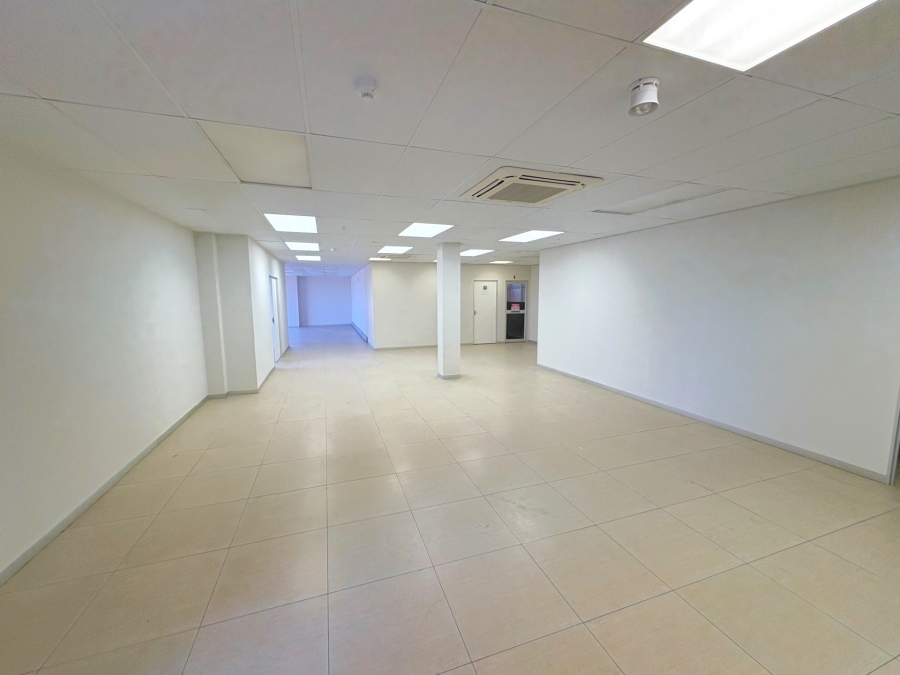 To Let Commercial Property for Rent in La Mercy KwaZulu-Natal