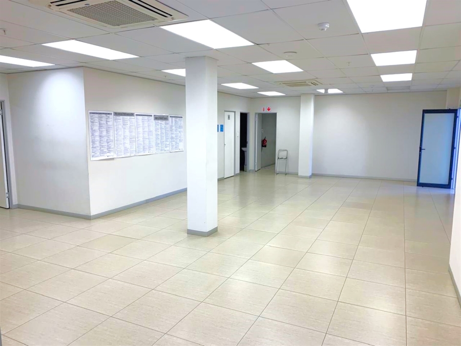 To Let Commercial Property for Rent in La Mercy KwaZulu-Natal