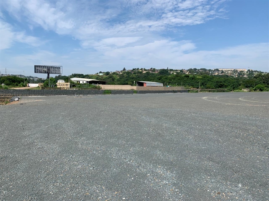 To Let Commercial Property for Rent in Kwamashu KwaZulu-Natal