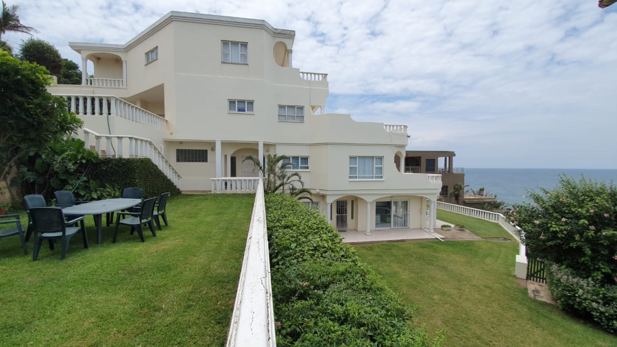 8 Bedroom Property for Sale in Shakas Rock KwaZulu-Natal