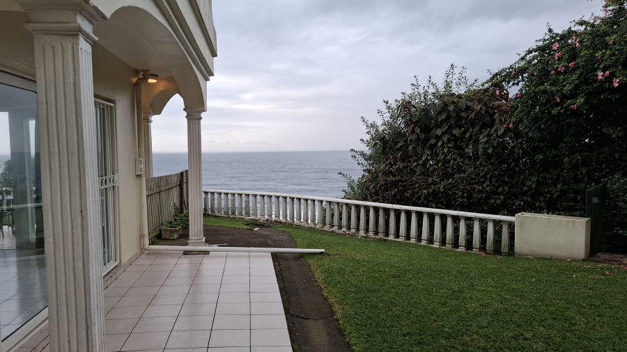 8 Bedroom Property for Sale in Shakas Rock KwaZulu-Natal