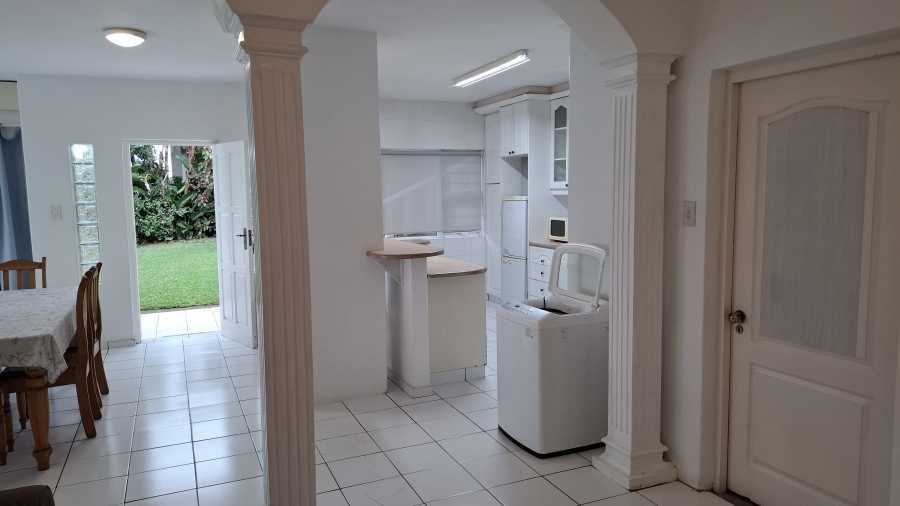 8 Bedroom Property for Sale in Shakas Rock KwaZulu-Natal