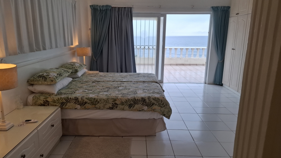 8 Bedroom Property for Sale in Shakas Rock KwaZulu-Natal