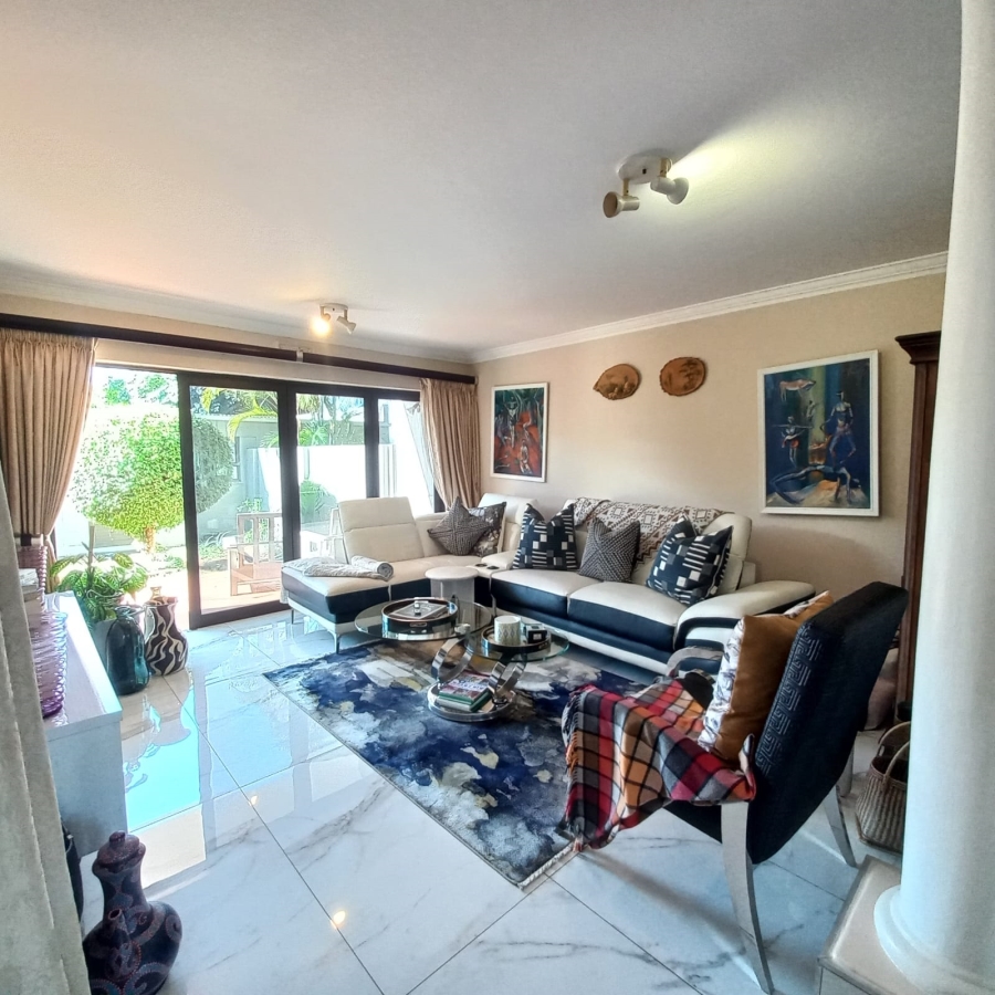 2 Bedroom Property for Sale in Umhlanga KwaZulu-Natal