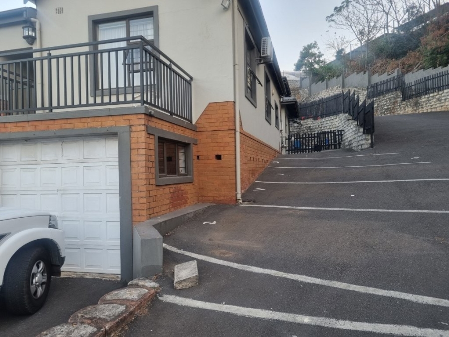 To Let 3 Bedroom Property for Rent in Glen Anil KwaZulu-Natal
