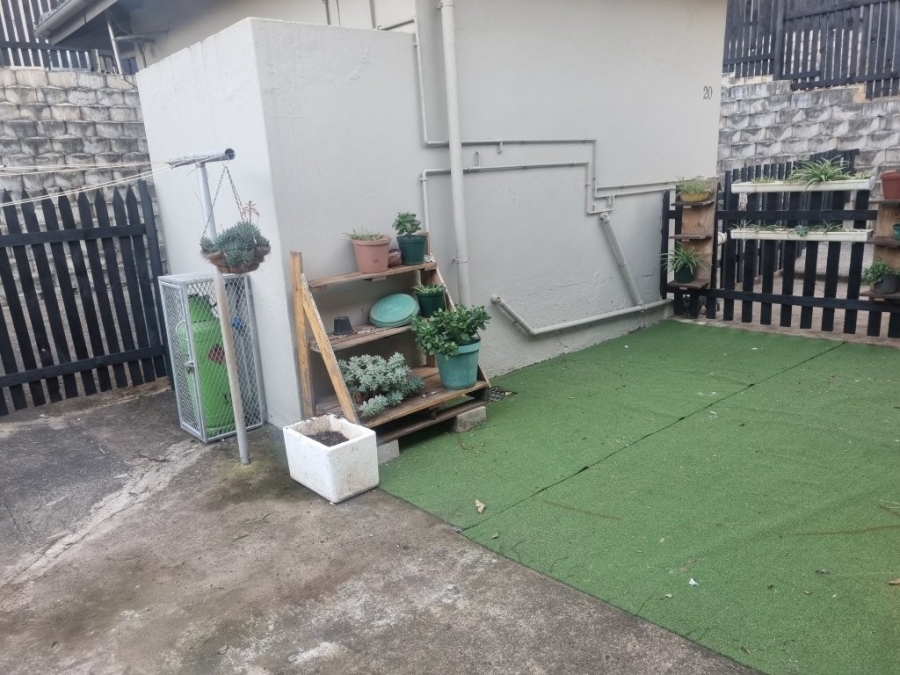 To Let 3 Bedroom Property for Rent in Glen Anil KwaZulu-Natal