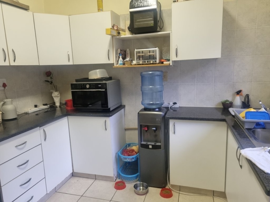 To Let 3 Bedroom Property for Rent in Glen Anil KwaZulu-Natal