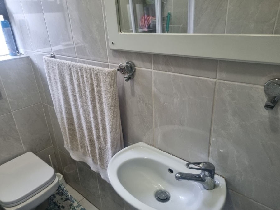 To Let 3 Bedroom Property for Rent in Glen Anil KwaZulu-Natal