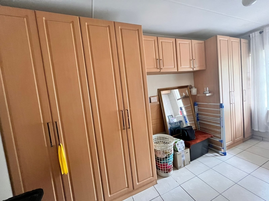 2 Bedroom Property for Sale in Grosvenor KwaZulu-Natal