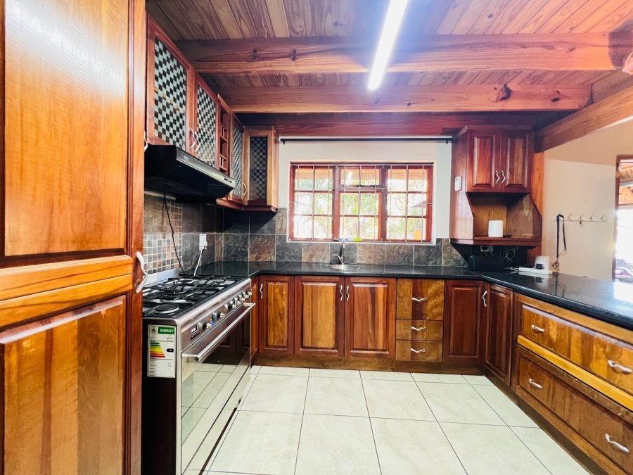 4 Bedroom Property for Sale in Meer En See KwaZulu-Natal