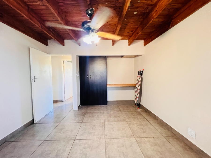 4 Bedroom Property for Sale in Meer En See KwaZulu-Natal