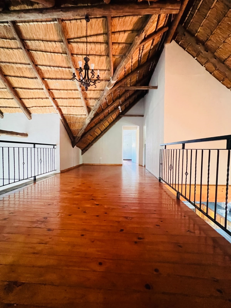4 Bedroom Property for Sale in Meer En See KwaZulu-Natal