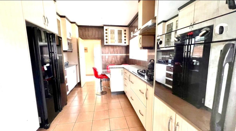 3 Bedroom Property for Sale in Richem KwaZulu-Natal