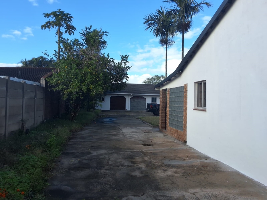 6 Bedroom Property for Sale in Veld En Vlei KwaZulu-Natal