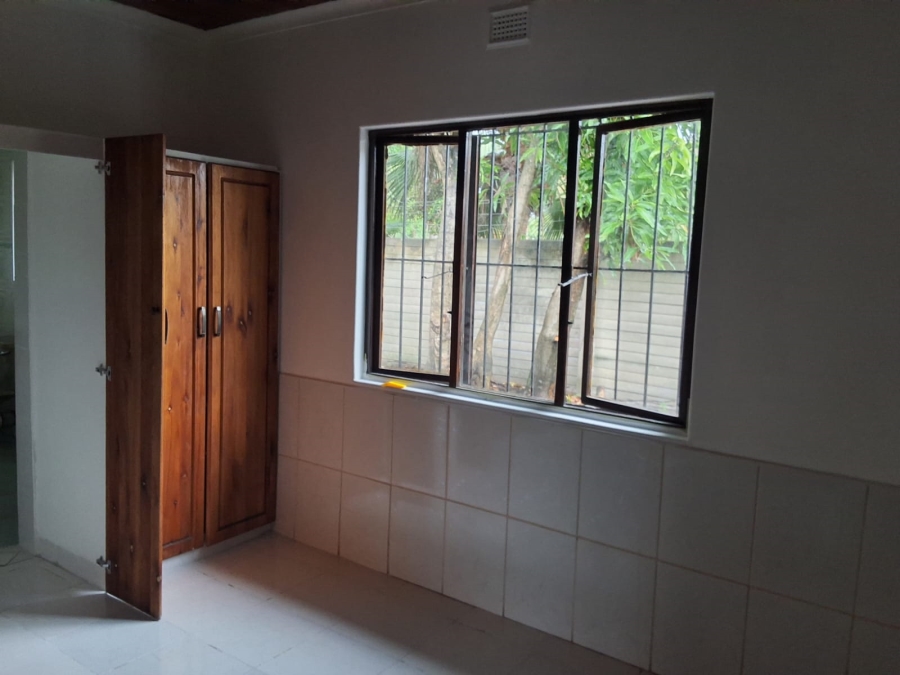 6 Bedroom Property for Sale in Veld En Vlei KwaZulu-Natal