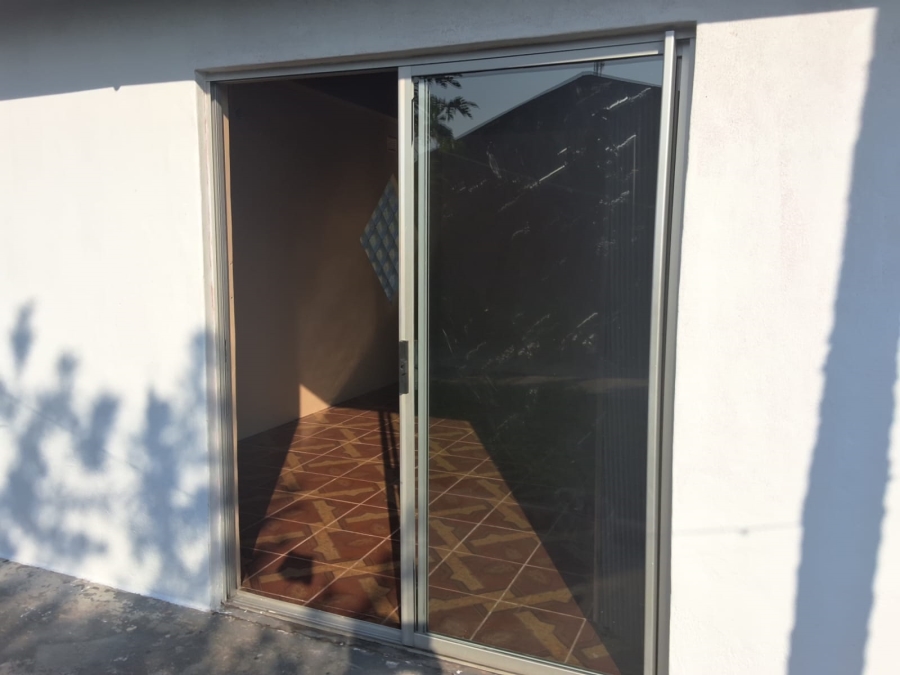 6 Bedroom Property for Sale in Veld En Vlei KwaZulu-Natal